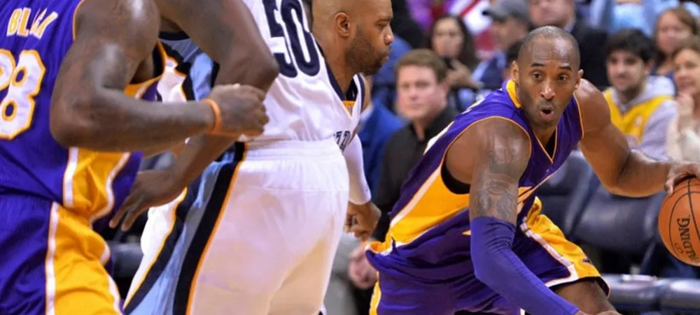 Lakers x Grizzlies: Kobe Bryant está de volta