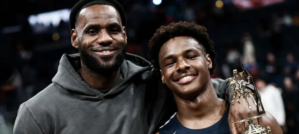 Filho de LeBron James tem reação da maioria dos torcedores da NBA após ida de LaMarcus Aldridge para o Nets