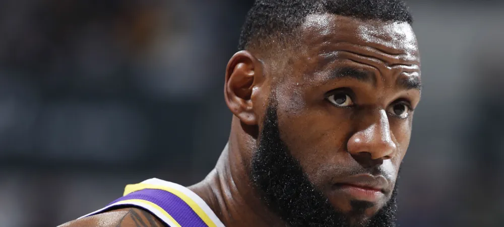 Lakers não consegue impor jogo e perde para o Pelicans