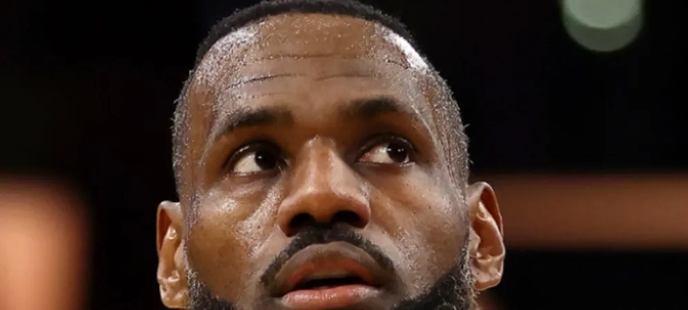 Lakers volta a ter problema com lesões rumo ao jogo contra o Warriors