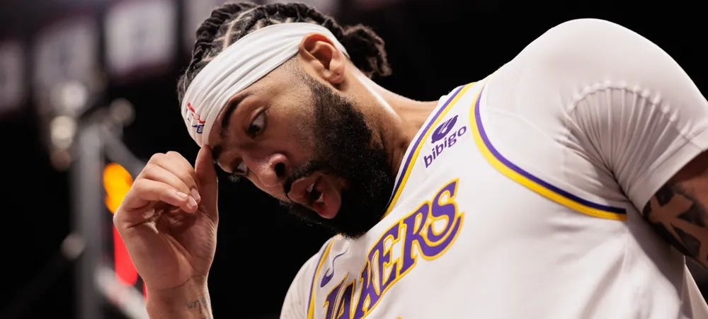 Lakers pode estar buscando ajuda para Anthony Davis no draft da NBA