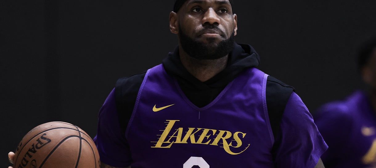 NBA: LeBron James treina forte e Vogel comenta sobre seu retorno ao Lakers