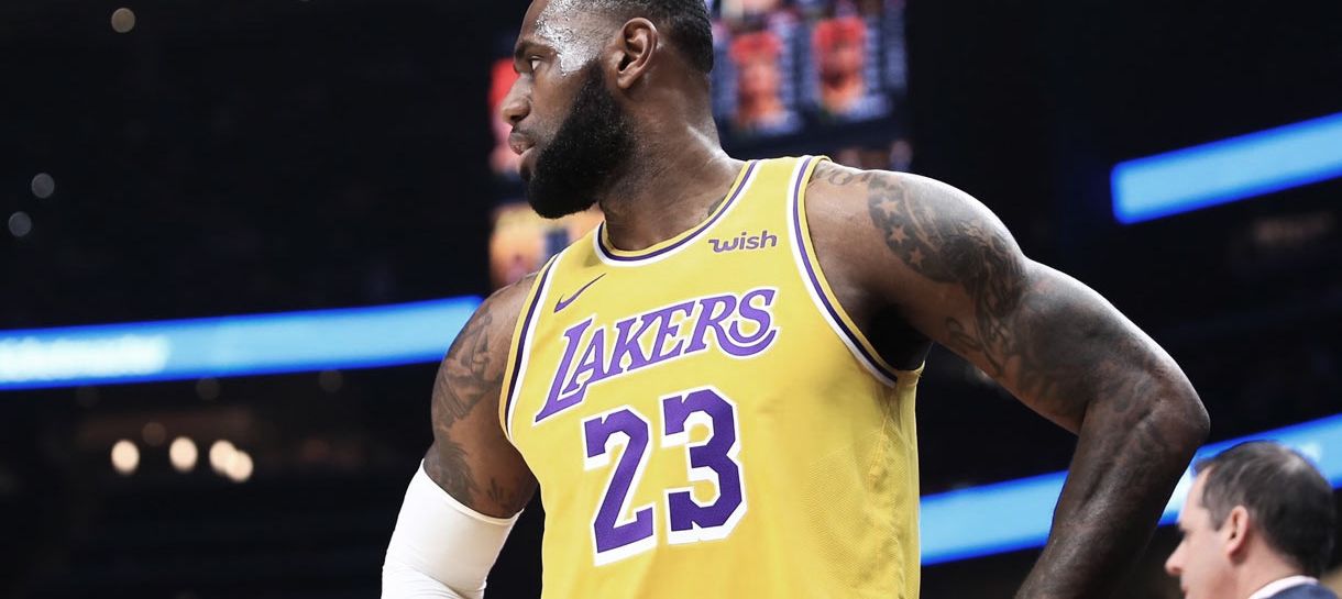 NBA: O Lakers precisa proteger LeBron James de si mesmo