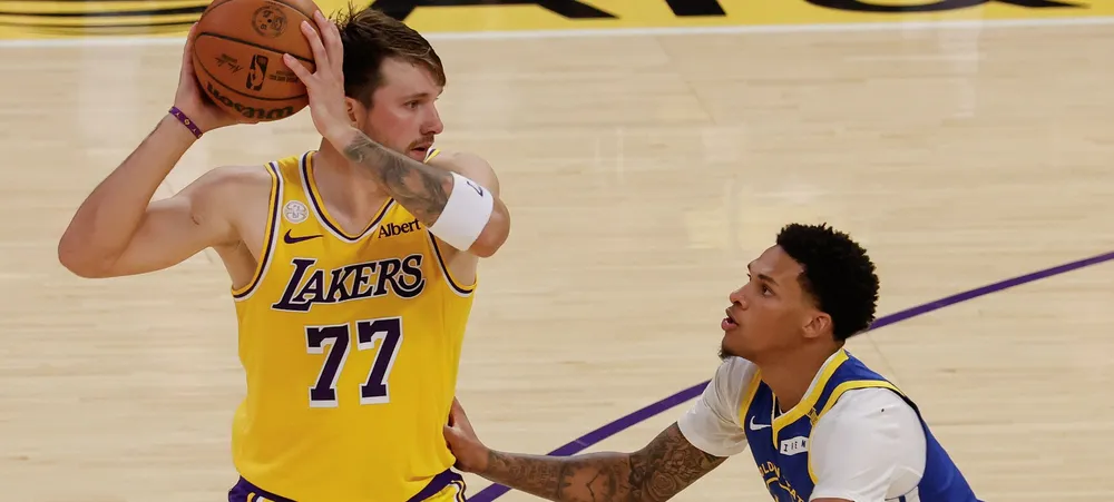 O que Reaves achou do arremesso de Doncic no intervalo