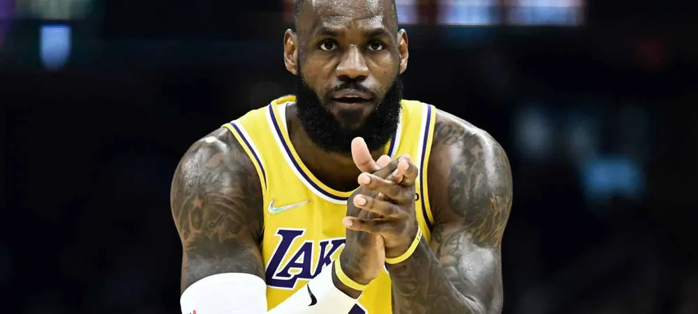 NBA: LeBron James reage a possibilidade de jogar novamente com Kyrie Irving