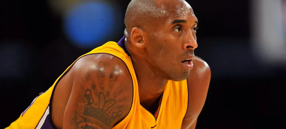 Kobe sente o joelho, mas não preocupa