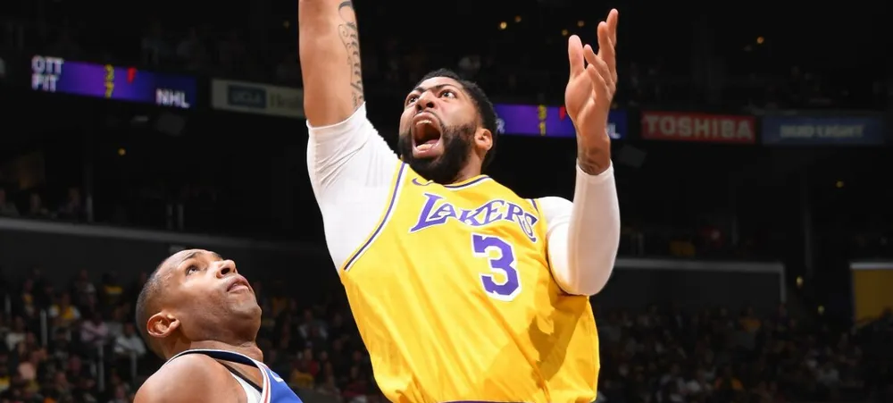Lakers vence Sixers com grande performance de Anthony Davis