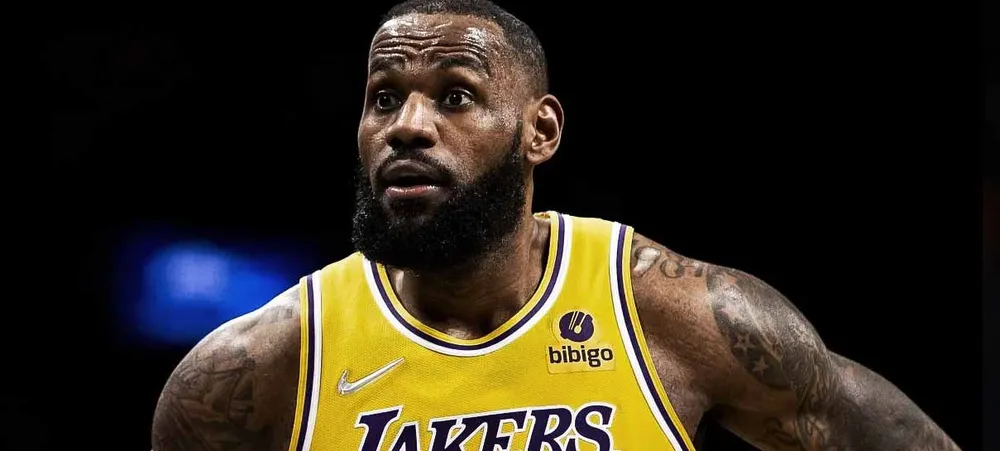 NBA: LeBron James pode desfalcar o Lakers no duelo contra Joel Embiid e o Sixers