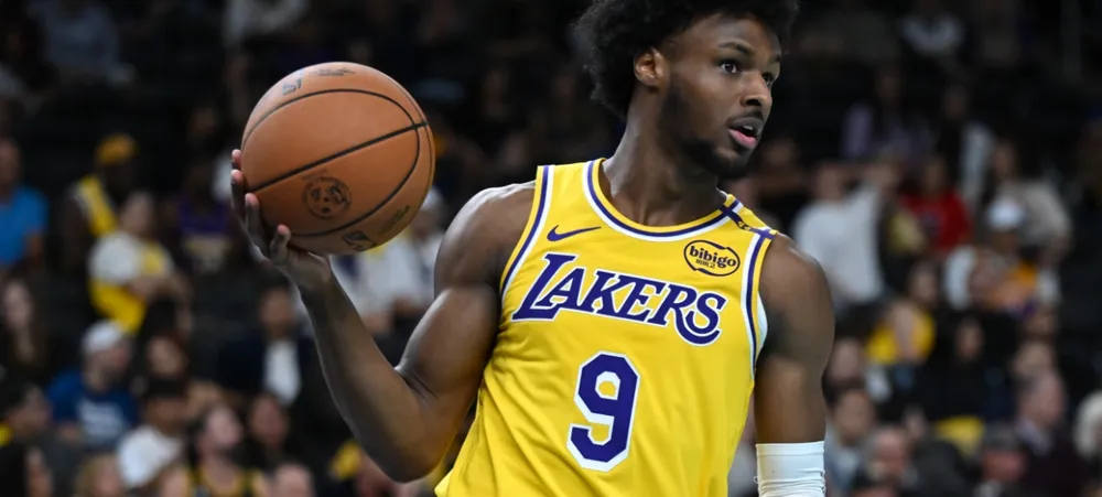 Tal pai, tal filho: toco de Bronny James é exatamente como o de LeBron James