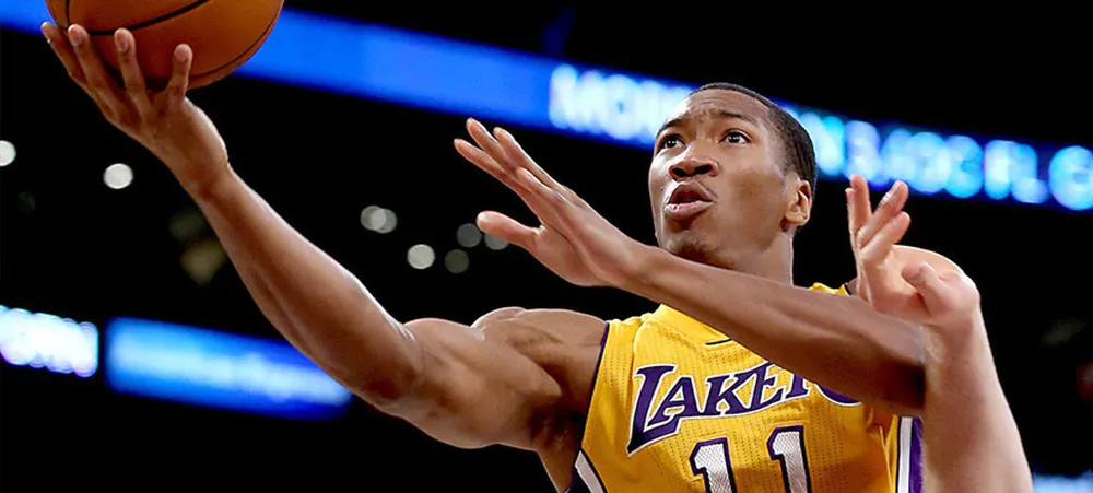 Lakers visita Nuggets que vem de quatro derrotas
