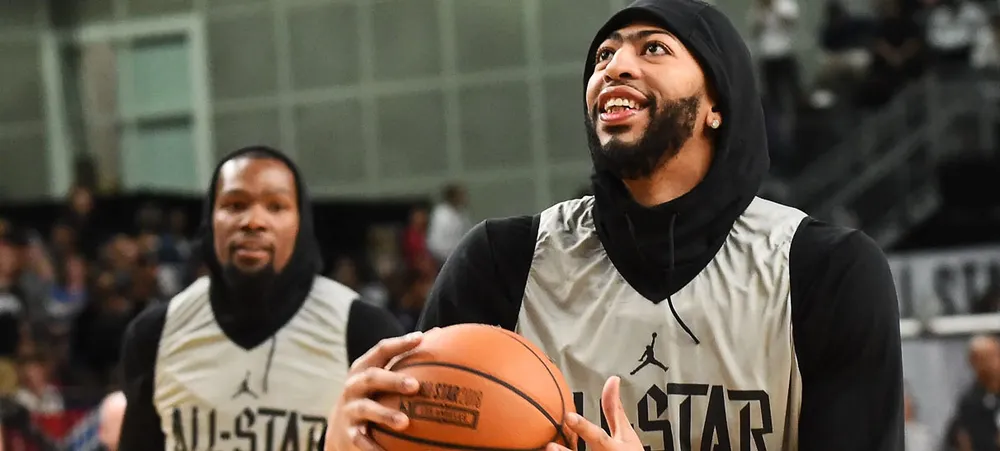 NBA: Kevin Durant sai em defesa de Anthony Davis em seleção de todos os tempos