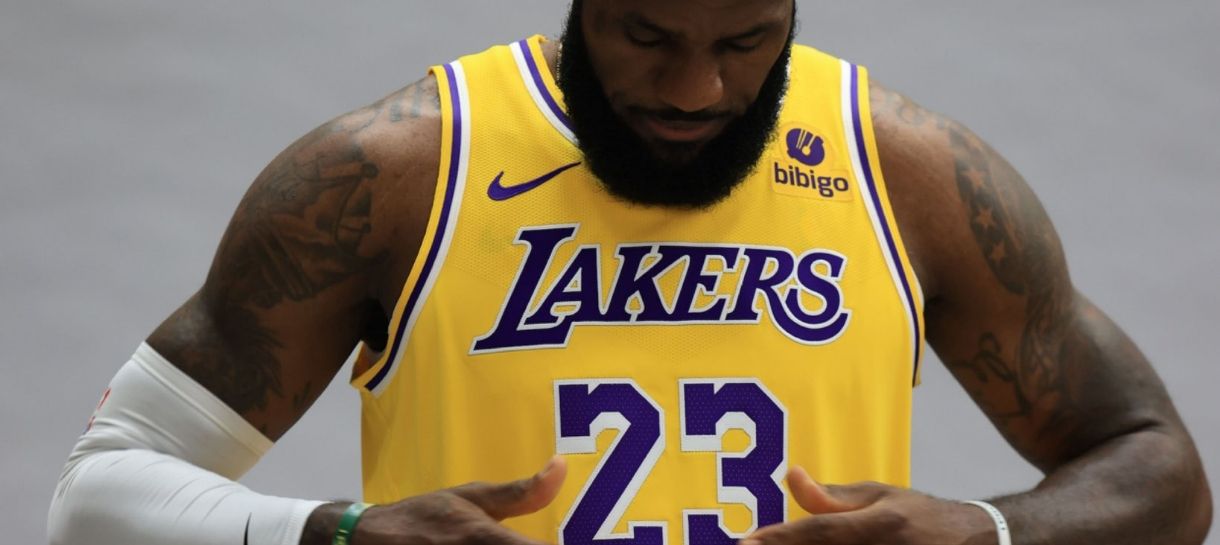 NBA: LeBron James vai jogar a partida entre Lakers e Warriors?