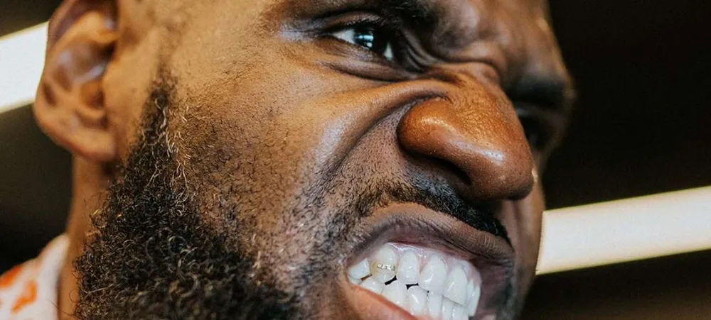 NBA: LeBron James apresenta novidade rumo a nova temporada