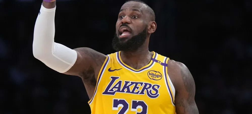 NBA: LeBron James reage a má atuação de Bronny no Lakers