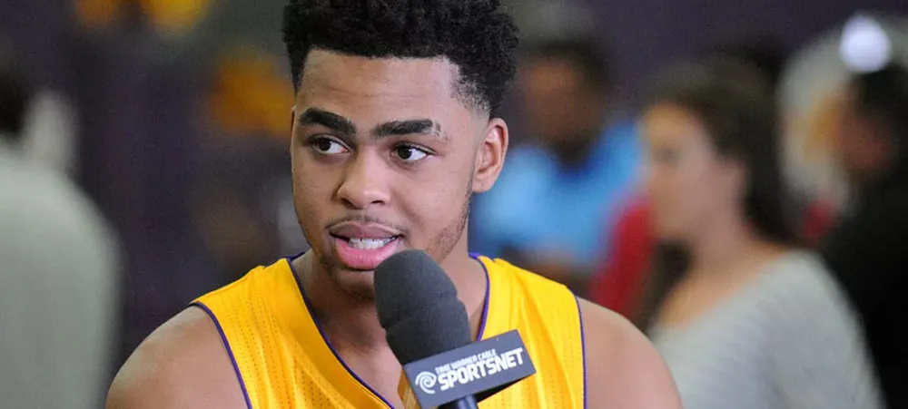 Comercial mostra Russell dando um conselho precioso a Ben Simmons