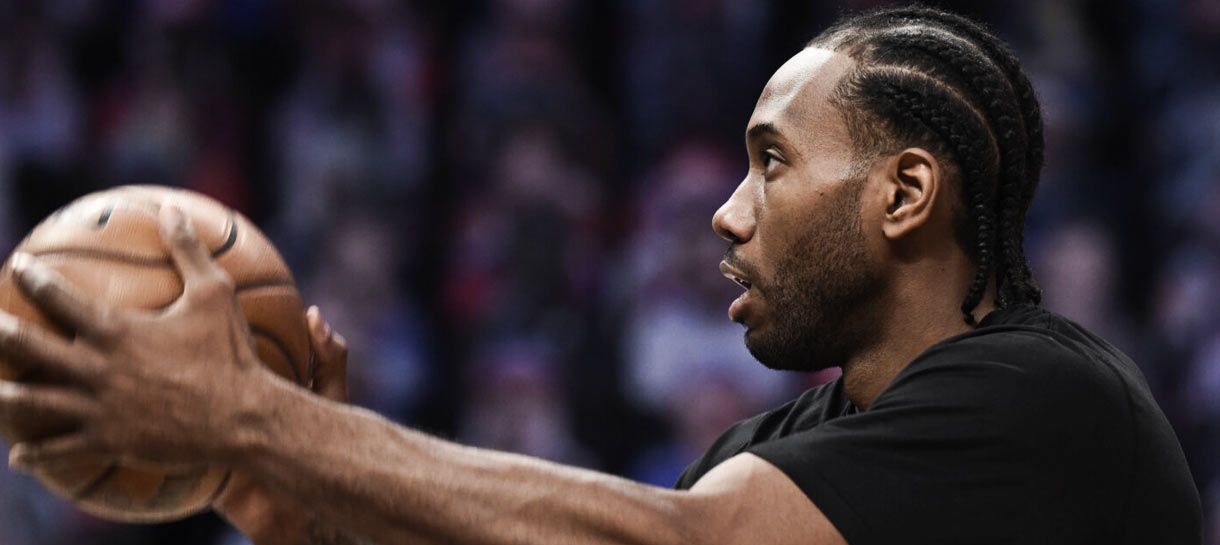 Analista cita Lakers sobre futuro de Kawhi Leonard