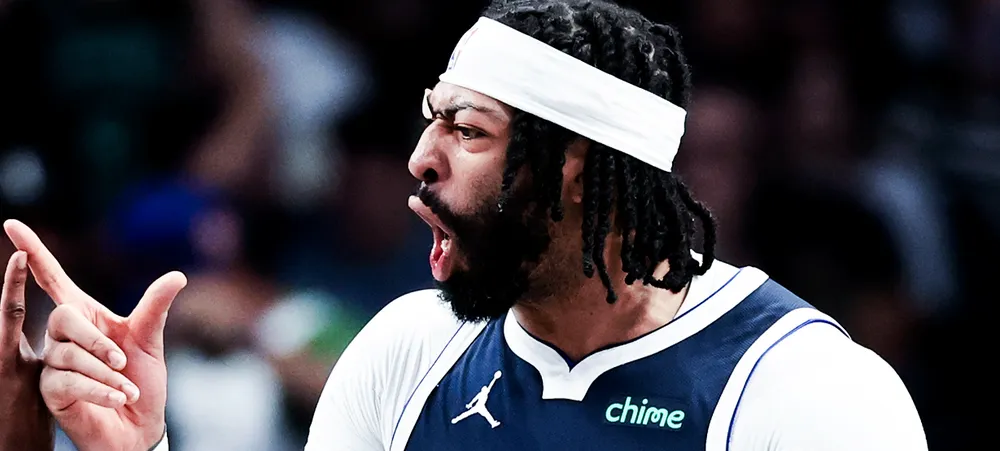 LeBron James vibra com cesta decisiva de Anthony Davis