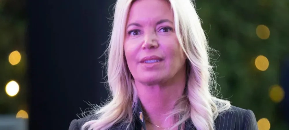 Diretoria do Lakers explica falta de contratações nesta offseason da NBA