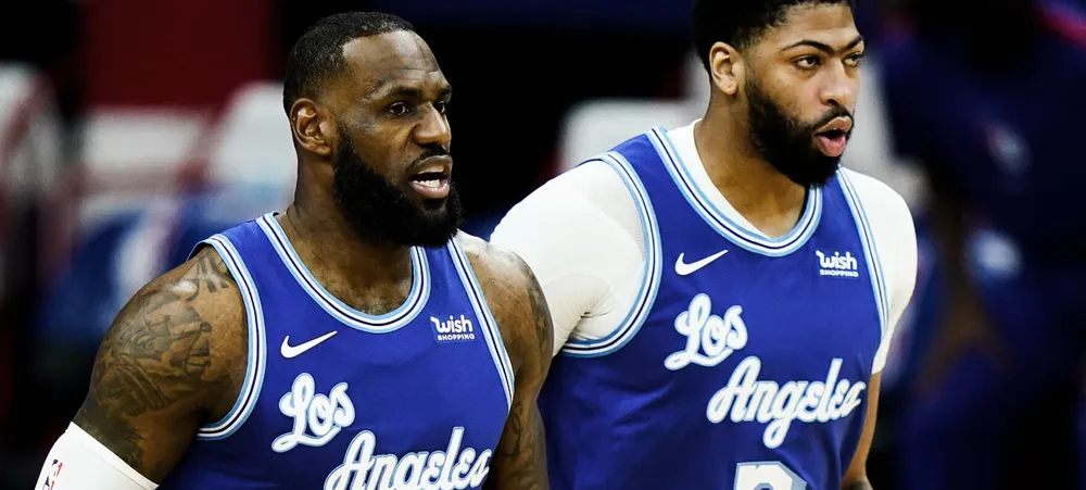NBA: Anthony Davis sai em defesa de LeBron James sobre críticas recentes