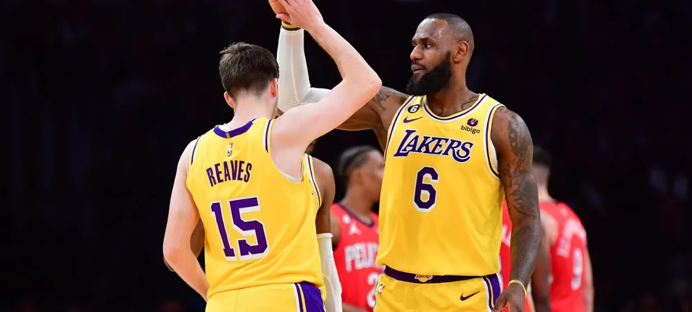 Clima bom! Austin Reaves faz piada com LeBron James na G-League