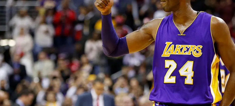 Hawks faz homenagem a Kobe em video