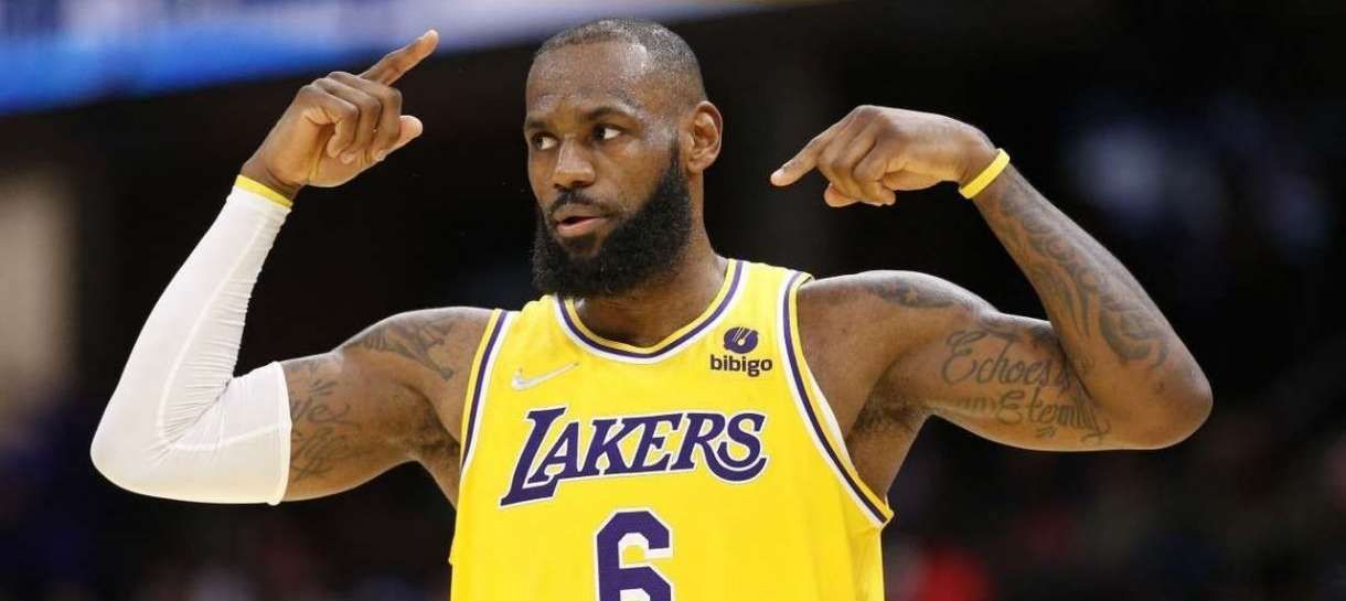 LeBron James fica de fora de lista dos 10 mais valorizados alas da NBA