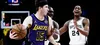 Lakers cumpre obrigação e atropela Spurs em casa com jogo coletivo