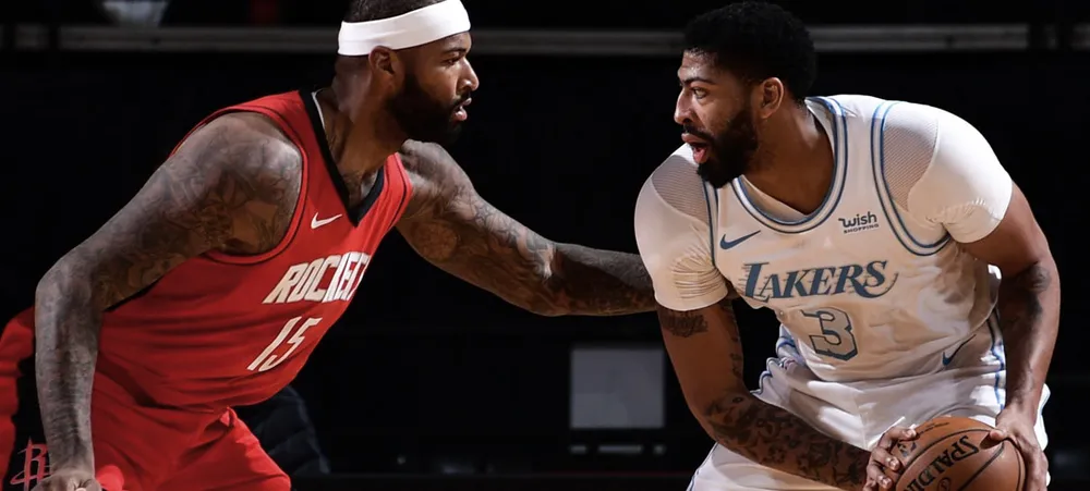 Lakers arrebenta na defesa e não toma conhecimento do Rockets