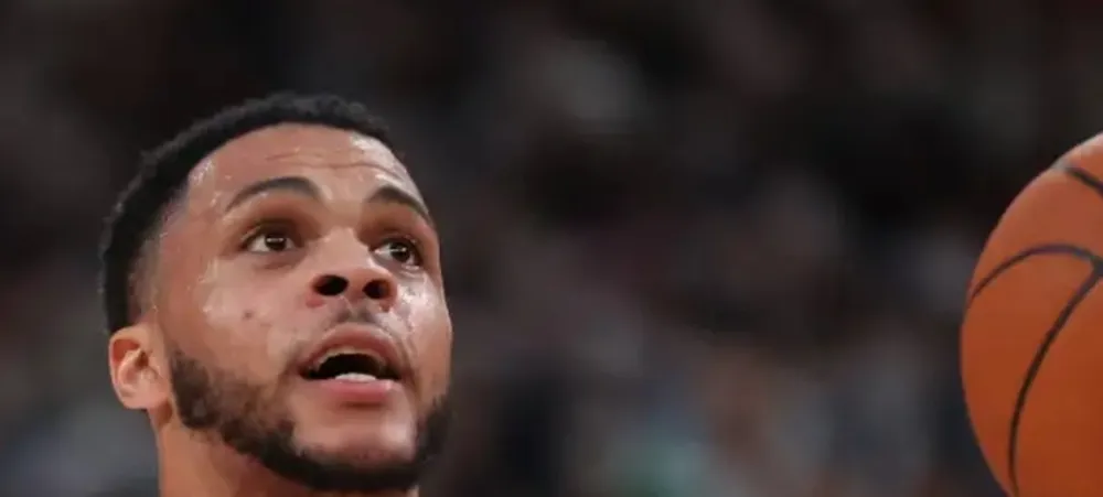 NBA: Lakers assina com ex-armador do Warriors