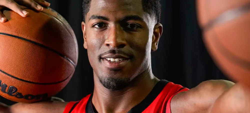 Lakers assina com Nate Williams rumo ao training camp