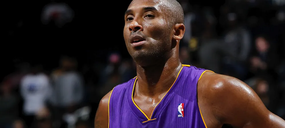 Kobe se irrita durante treino e solta o verbo