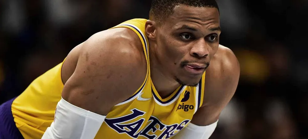 NBA: Lakers toma decisão que torna ainda mais difícil troca de Russell Westbrook