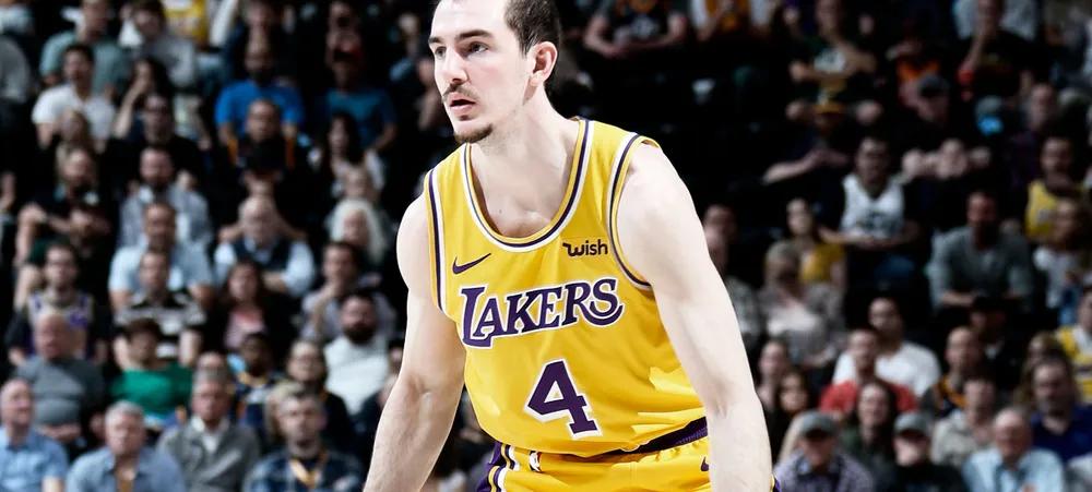 Lakers perde para Warriors mas Caruso rouba atenção mais uma vez