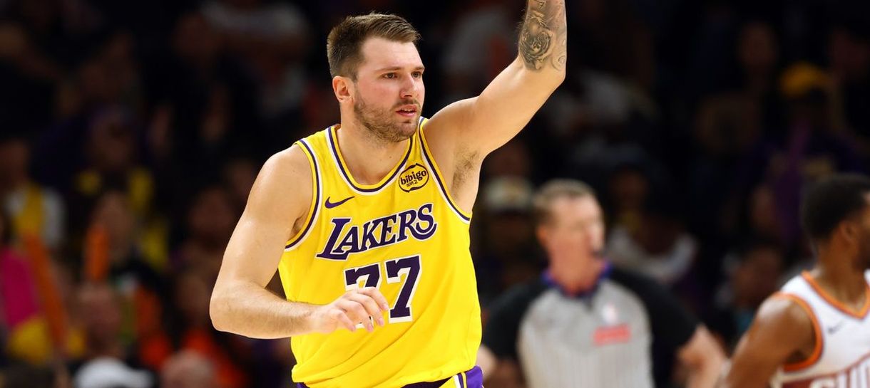 É hoje! Lakers encara Warriors na rodada de abertura da NBA