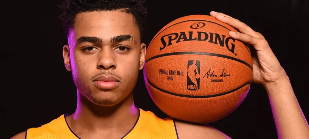 Russell e Bass devem voltar contra o Pelicans. Kobe é dúvida