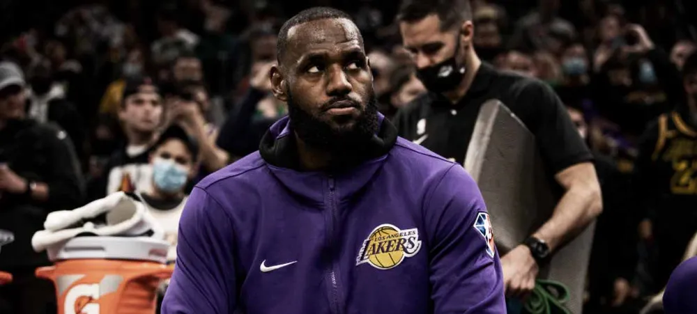 NBA: Como a suspensão de LeBron James vai fazer o Lakers economizar uma grana