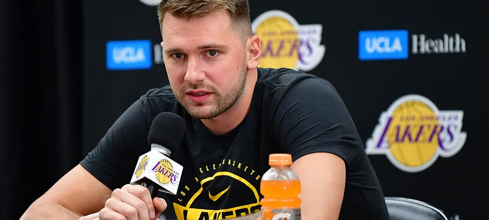 Luka Doncic reage a extensão de contrato de JJ Redick com o Lakers