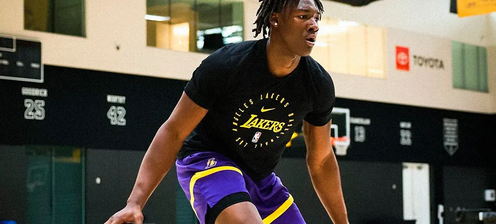 Lakers deve tomar decisão crucial em relação a Adou Thiero