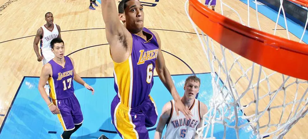 Calouro do ano: Clarkson termina em sétimo