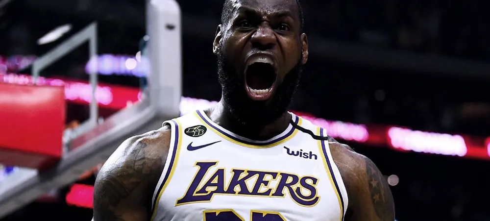 NBA: LeBron James vai trocar número da camisa para a próxima temporada