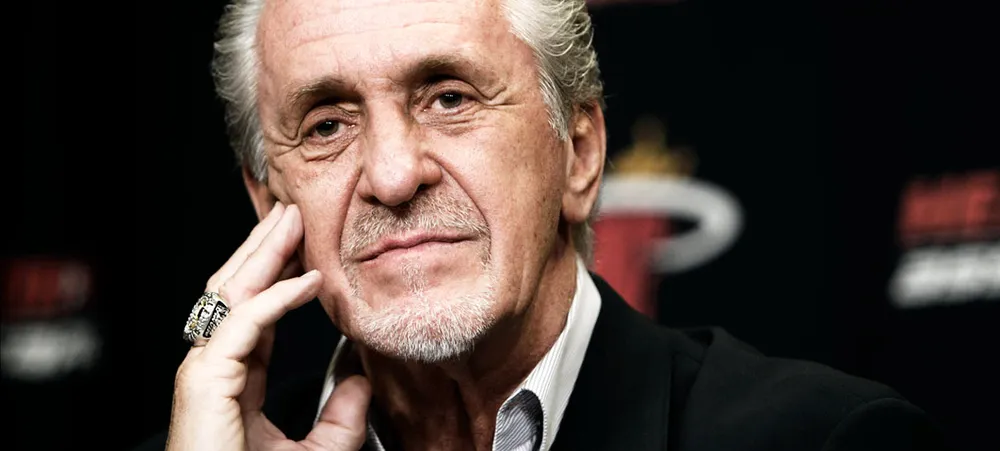Pat Riley pode ser o nome para substituir Magic Johnson?