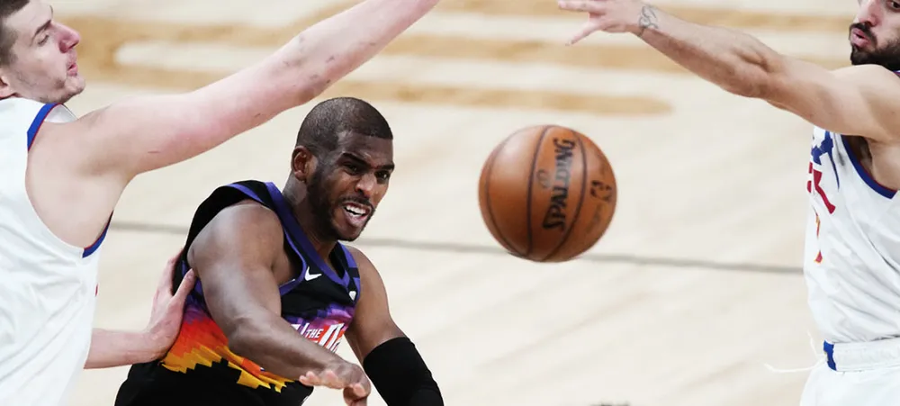 NBA: Chris Paul deixa pra trás lenda do Lakers após vitória do Suns sobre o Nuggets