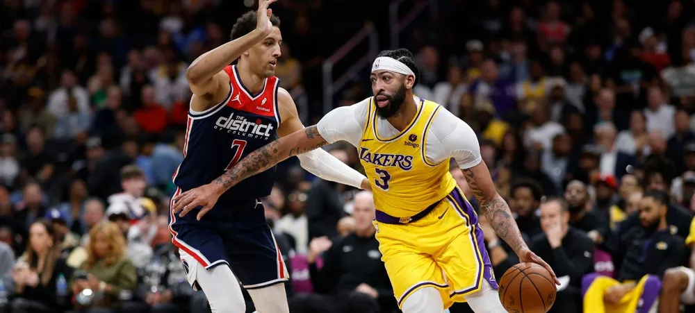 Lakers cumpre a obrigação e vence Wizards em casa