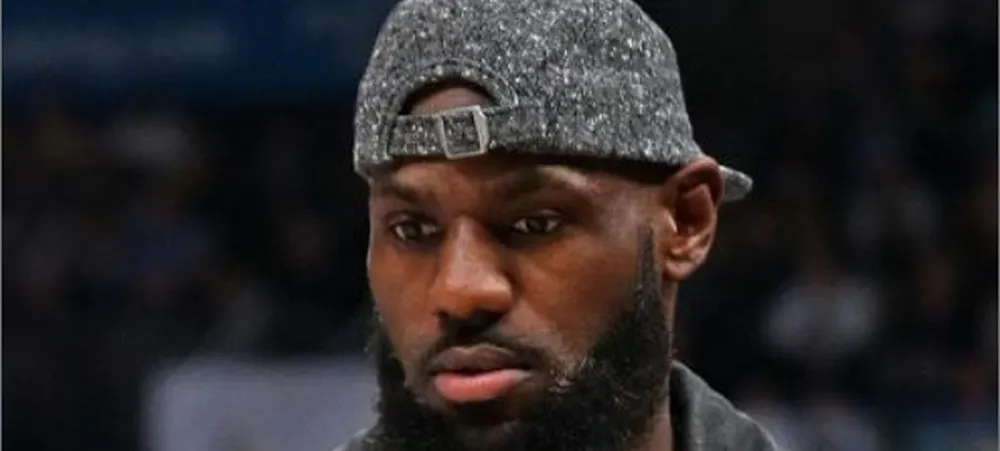 NBA: Vídeo mostra LeBron James e seu filho Bronny em visita a hospital em Minnesota