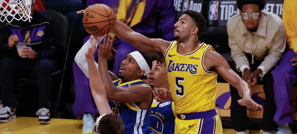 O banco do Lakers ainda não acompanha os titulares