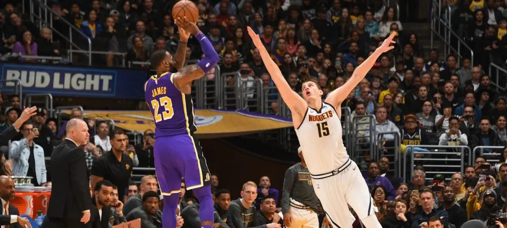 Em confronto direto, Lakers visita o Denver Nuggets