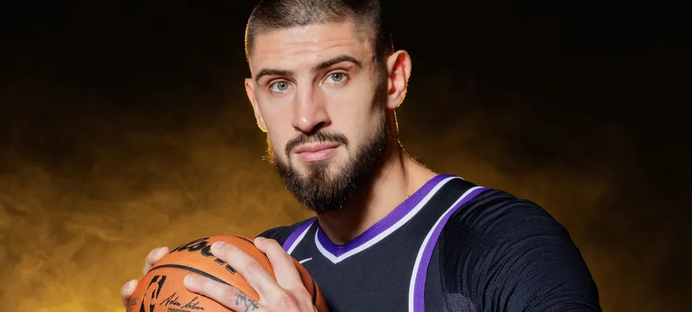 NBA: Lakers pode estar próximo de acertar com novo pivô