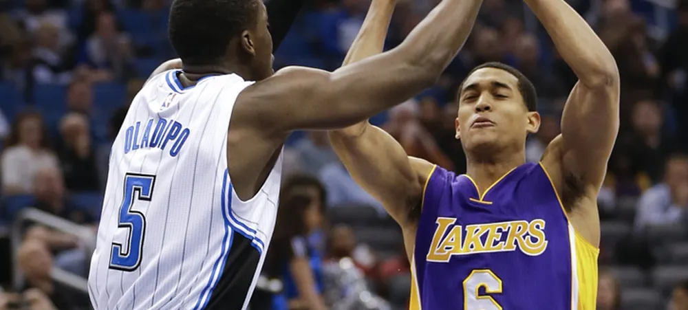 Lakers sofre nova derrota em prorrogação