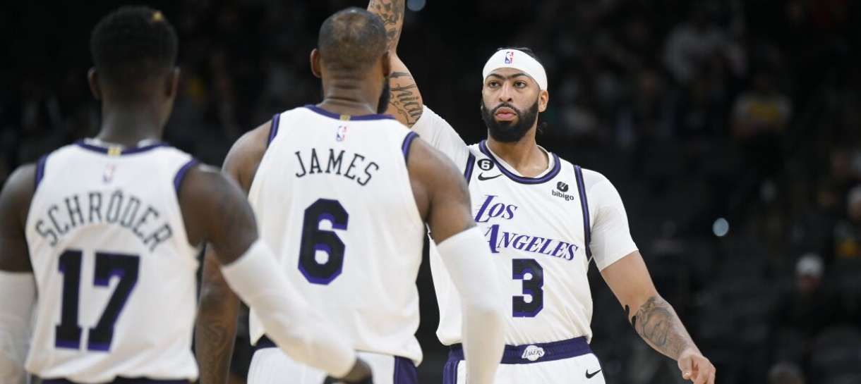 NBA: Lakers vence sua primeira partida na estrada na temporada