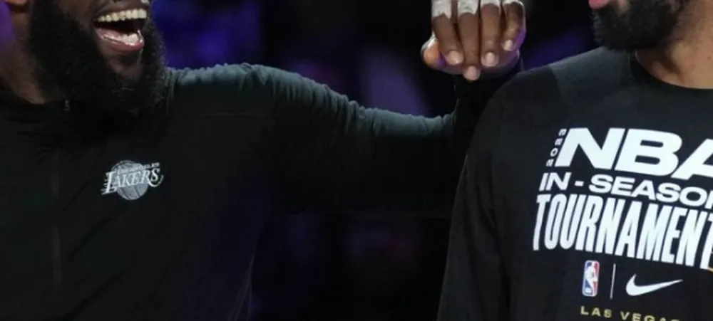 LeBron James não poupa palavras ao falar da atuação dominante de Anthony Davis na final da Copa da NBA